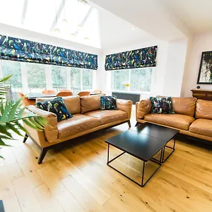 Nydsley Hall By Maison Parfaite - 4 Luxury - 2 With Hot Tubs Apartment Pateley Bridge